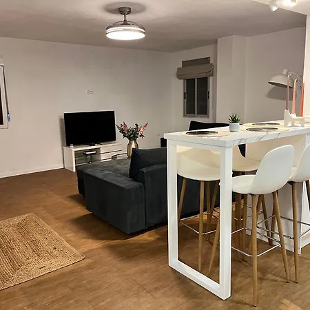 Casa Del Mar 1, Port With Sea View Apartment